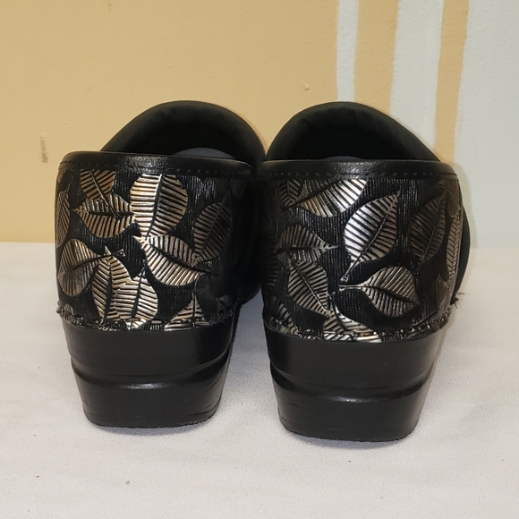 Sanita  Clogs Silver Bronze Metallic Leaf - Picture 8 of 16